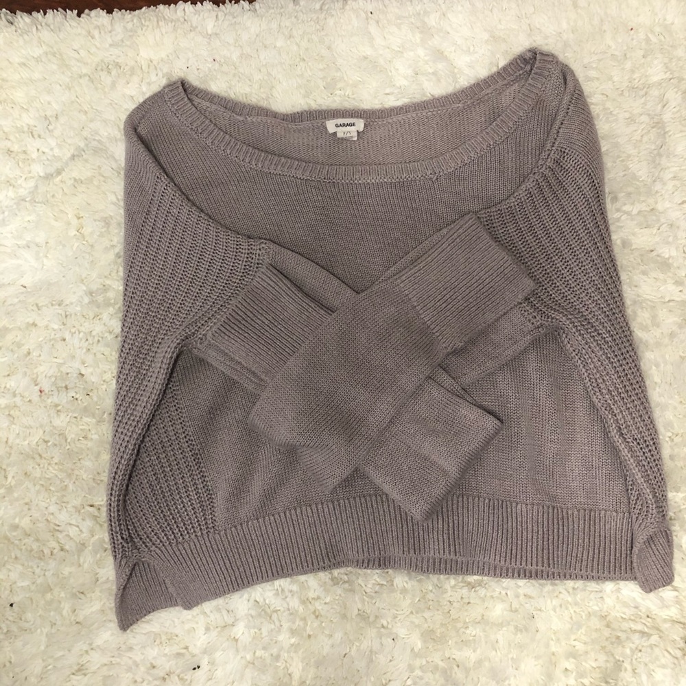 Gray/purple cropped knit sweater